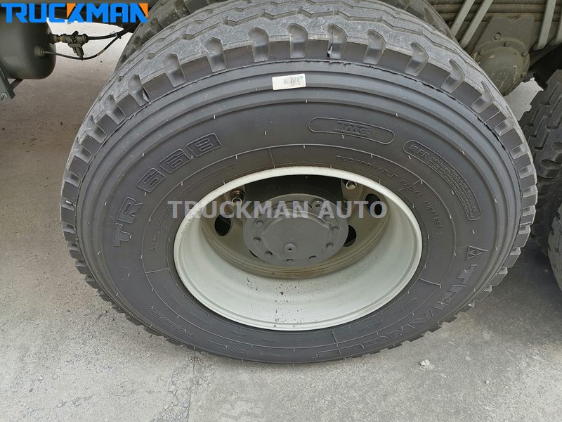 12R22.5 tubeless tire 12R22.5 tubeless tire
