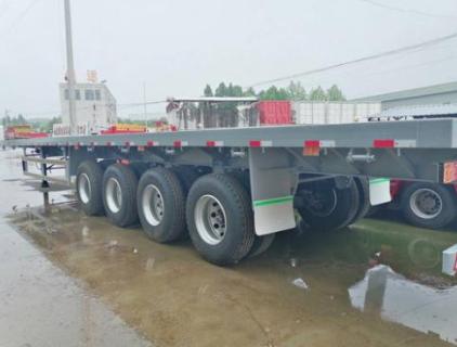 Sơ mi rơ moóc container