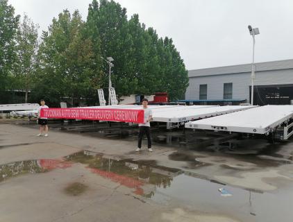 Контейнерный бортовой прицеп